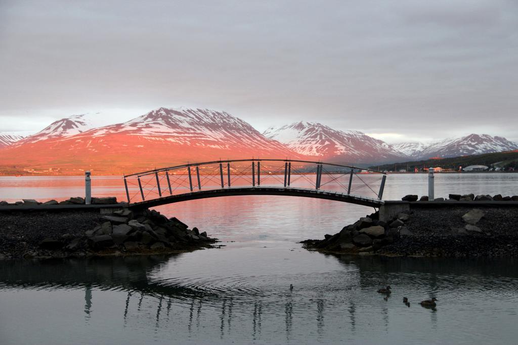 Acco Guesthouse Akureyri Exteriör bild